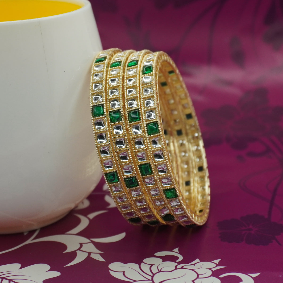 Gold-Plated Emerald Green Kundan Bangles Set of 4 – Square Stone Traditional Ethnic Wear