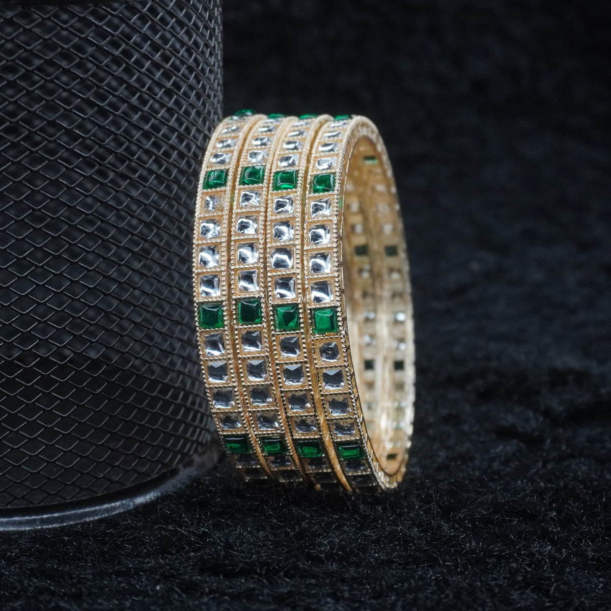 Gold-Plated Emerald Green Kundan Bangles Set of 4 – Square Stone Traditional Ethnic Wear