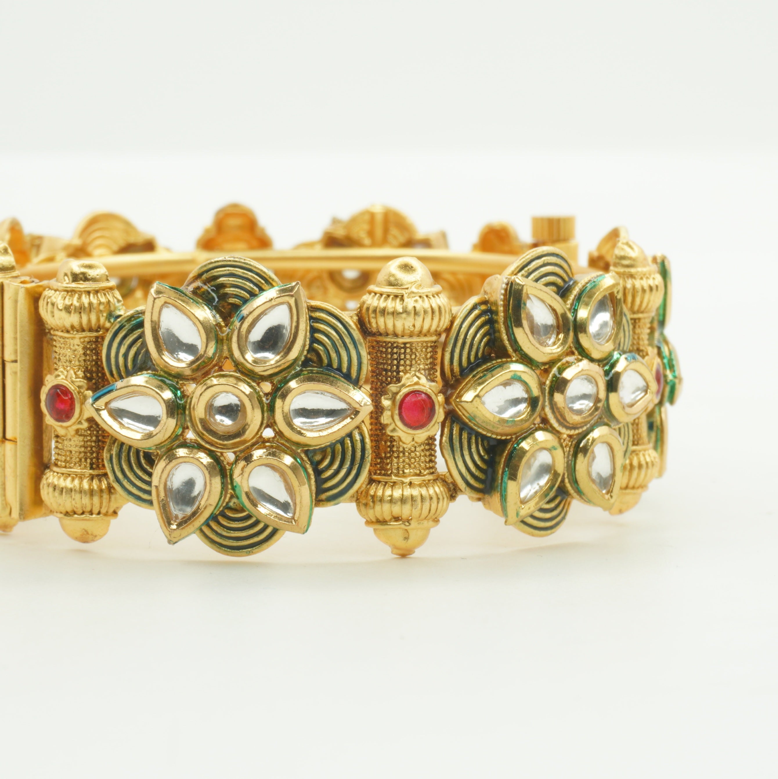Traditional Punjabi Bridal Gold Plated Kundan Kangan Pair Designer Wedding Bangles for Women