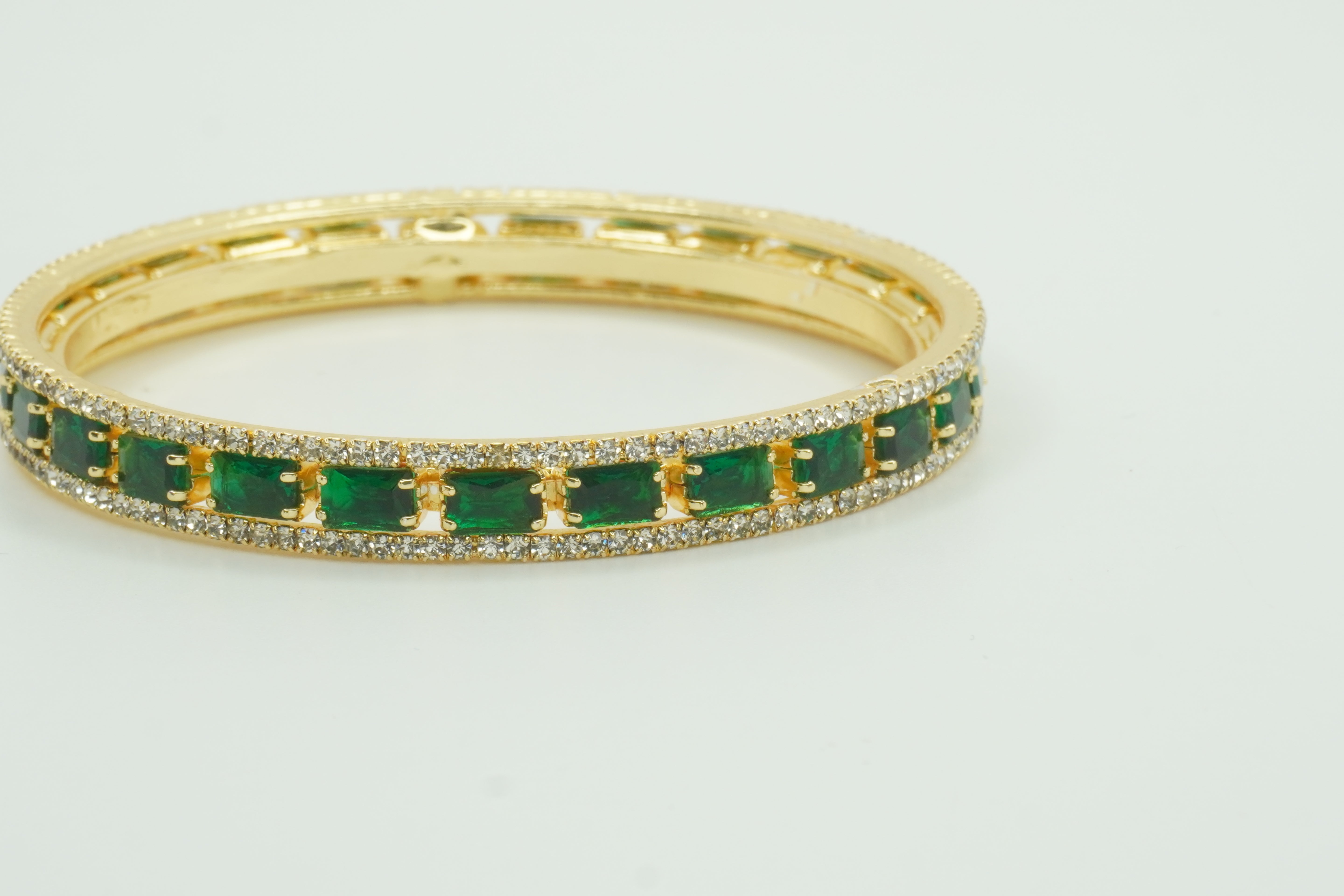 Designer Gold Plated Emerald Green AD Kangan Bangles Pair for Women Bridal Wedding Party Wear Traditional Ethnic Jewellery