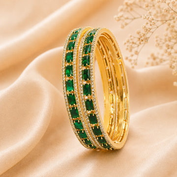 Designer Gold Plated Emerald Green AD Kangan Bangles Pair for Women Bridal Wedding Party Wear Traditional Ethnic Jewellery